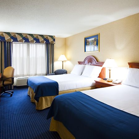 Holiday Inn Express Syracuse Airport By Ihg North Syracuse Экстерьер фото