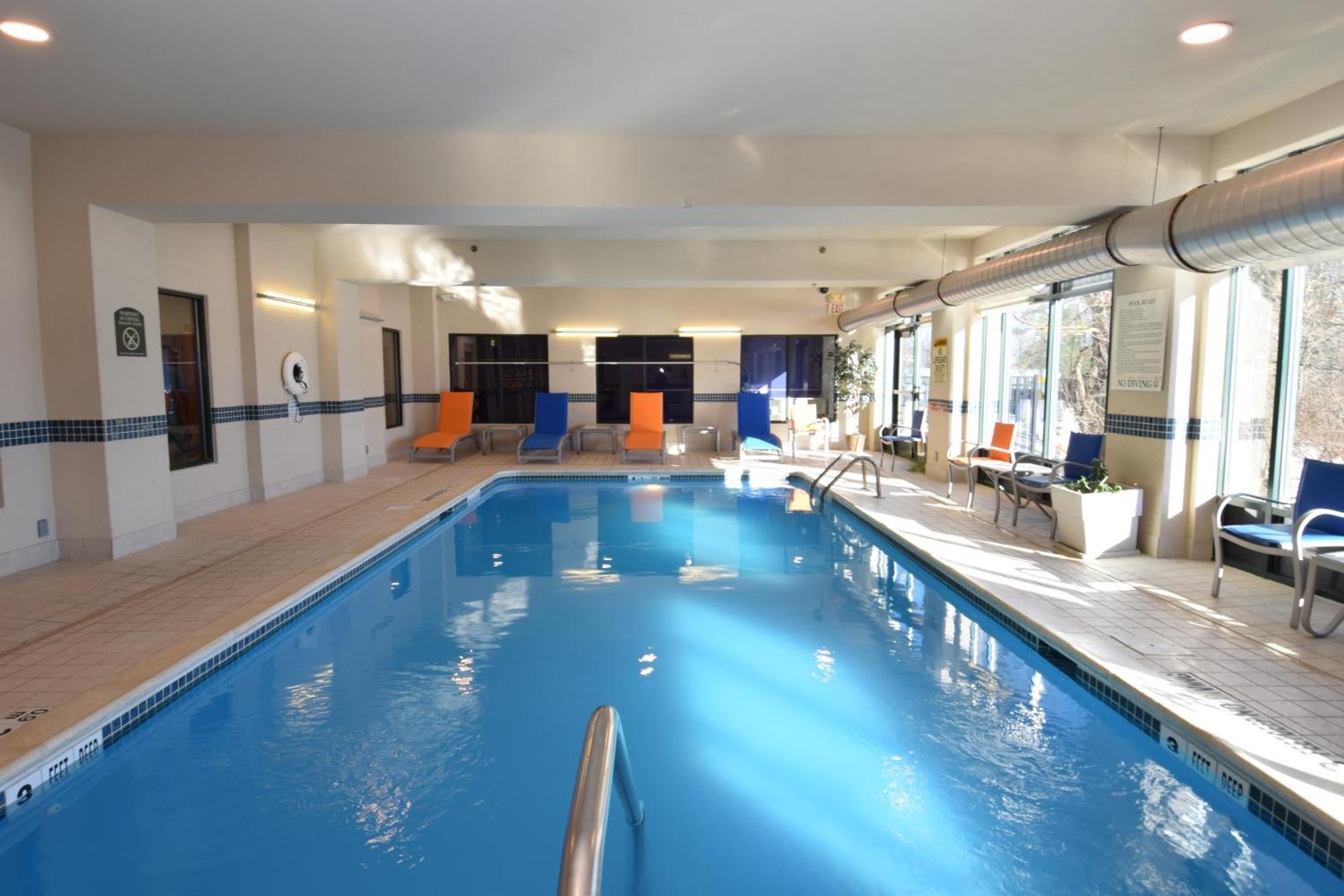 Holiday Inn Express Syracuse Airport By Ihg North Syracuse Экстерьер фото